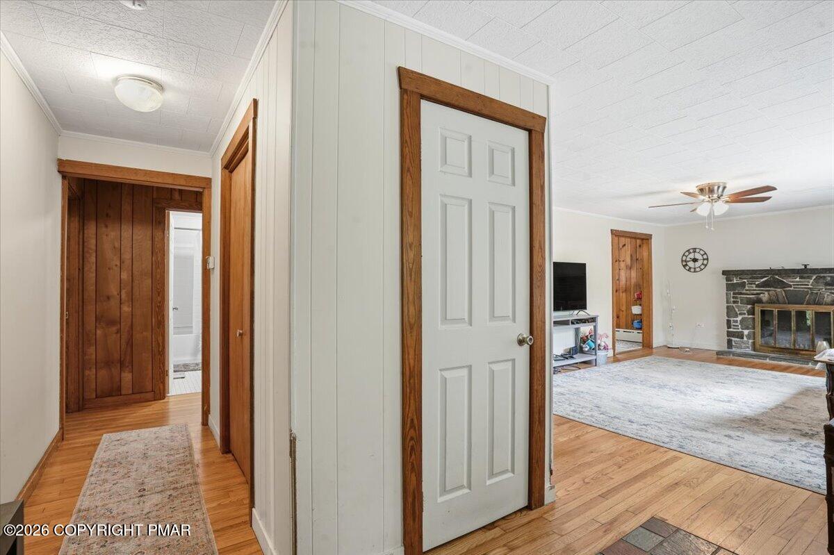 232 Garrity Road Hawley, PA 18428 - Photo 30 of 57 a view of a livingroom from a hallway