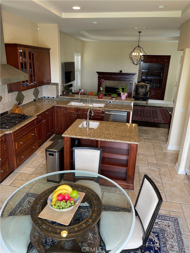 20124 Vía Cellini Porter Ranch, CA 91326 - Photo 10 of 49