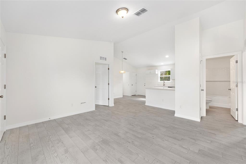 230 Oak Circle Ocala, FL 34472 - Photo 9 of 46