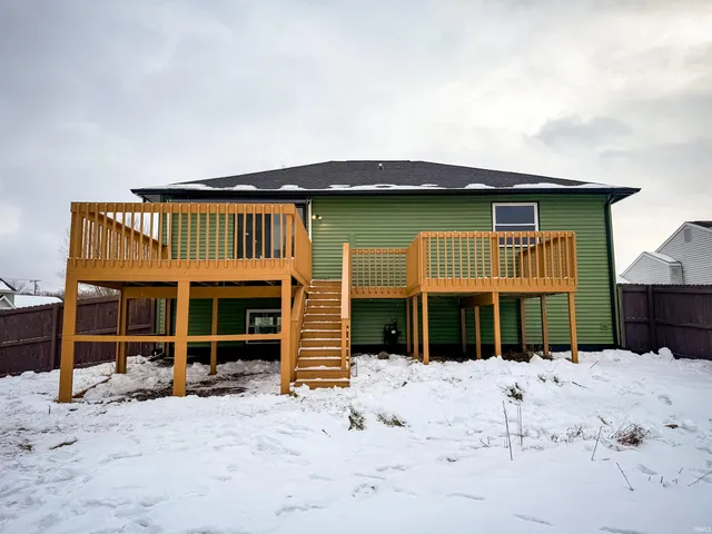 $249,900 | 820 Lovechio Drive, Mishawaka, IN 46544