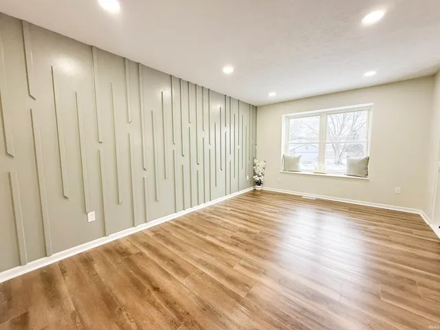 $249,900 | 820 Lovechio Drive, Mishawaka, IN 46544