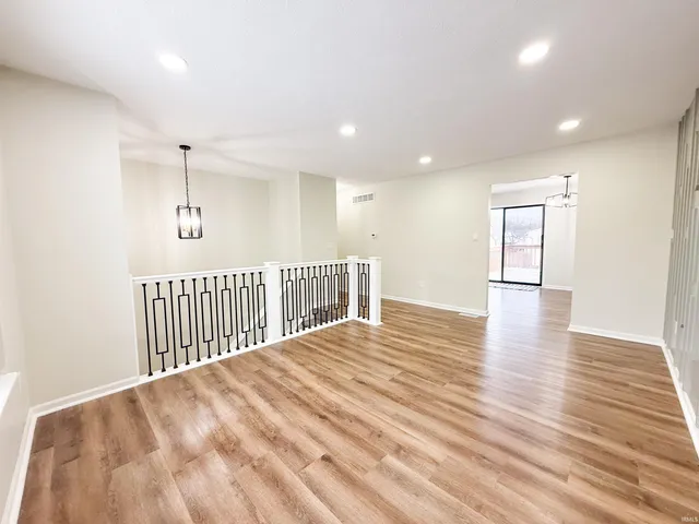 $249,900 | 820 Lovechio Drive, Mishawaka, IN 46544