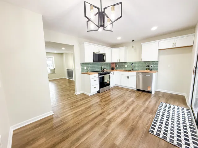 $249,900 | 820 Lovechio Drive, Mishawaka, IN 46544