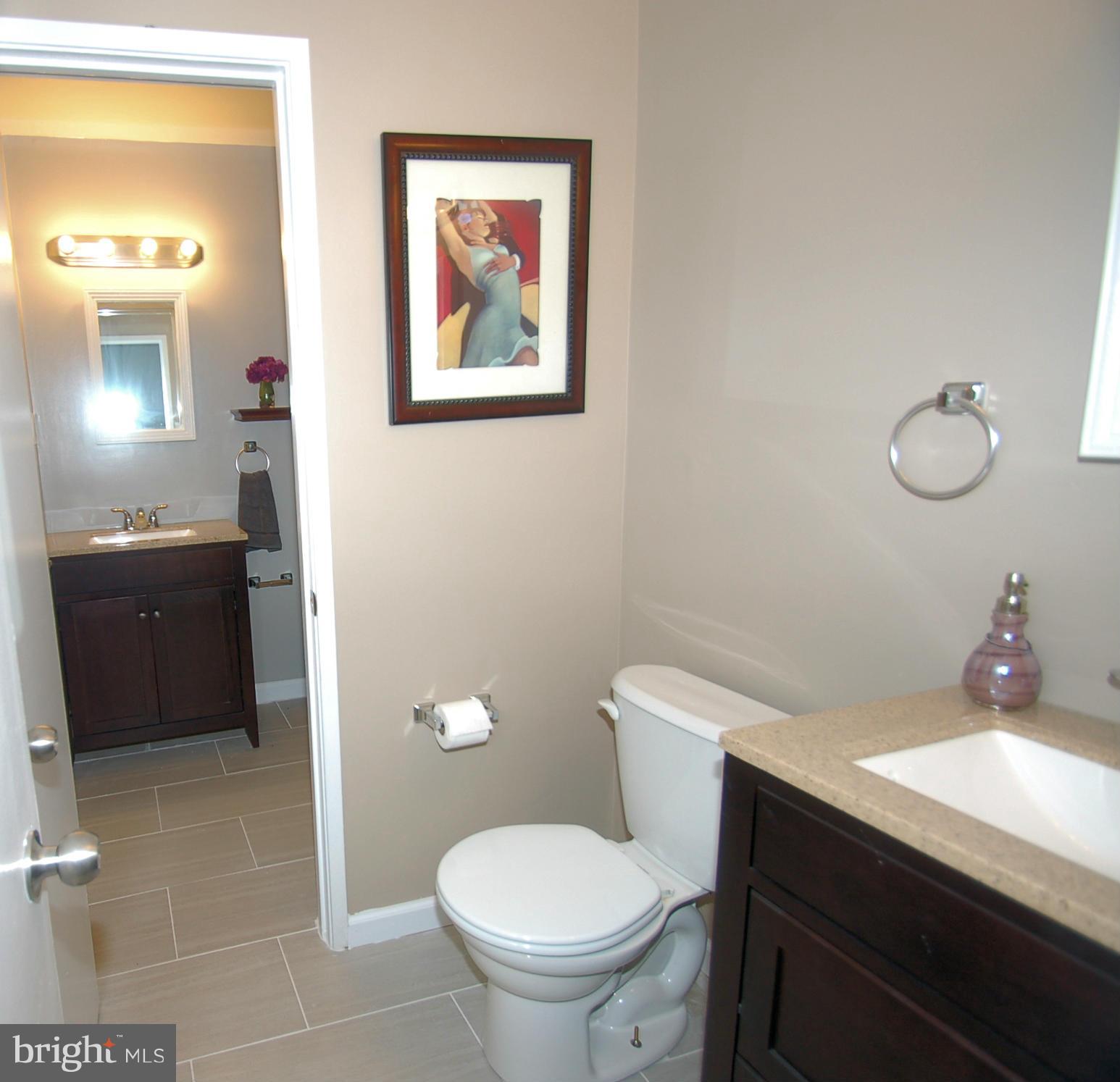 19614 Club Lake Road Gaithersburg, MD 20886 - Photo 14 of 23 Bath