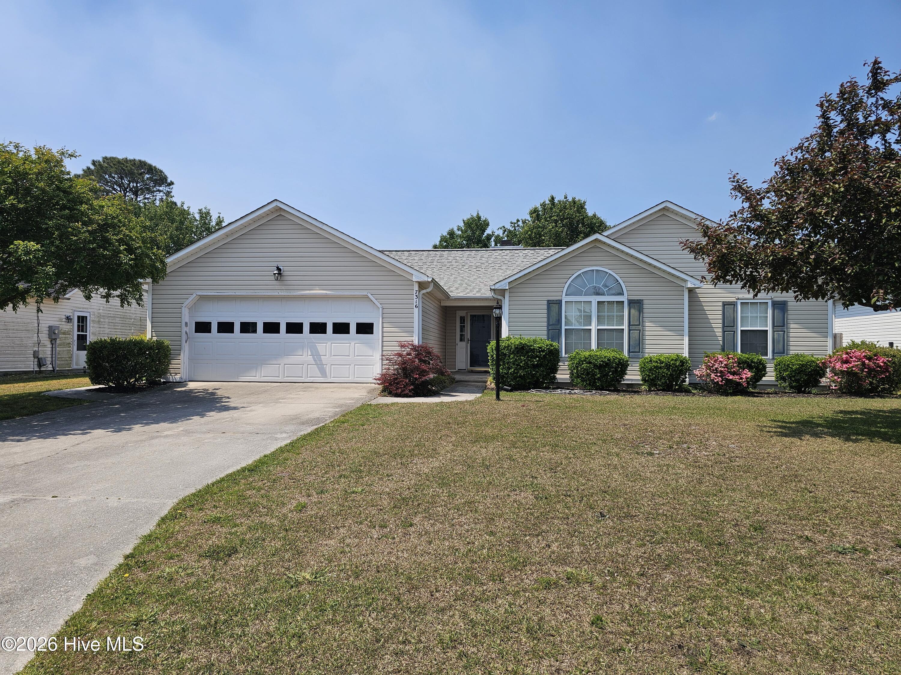 7316 Rabbit Hollow Drive Wilmington, NC 28411 - Photo 1 of 27 20260414_124824