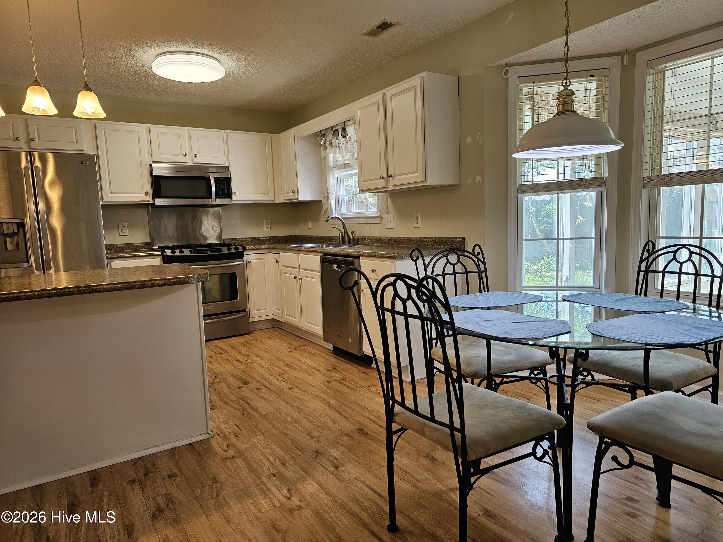 7316 Rabbit Hollow Drive Wilmington, NC 28411 - Photo 7 of 27 023
