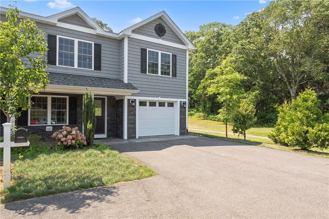 $660,000 | 180 S Road, East Greenwich, RI 02818