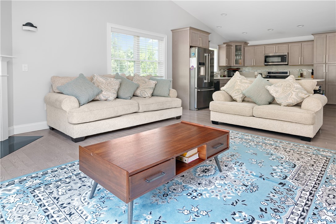 180 S Road East Greenwich, RI 02818 - Photo 11 of 36