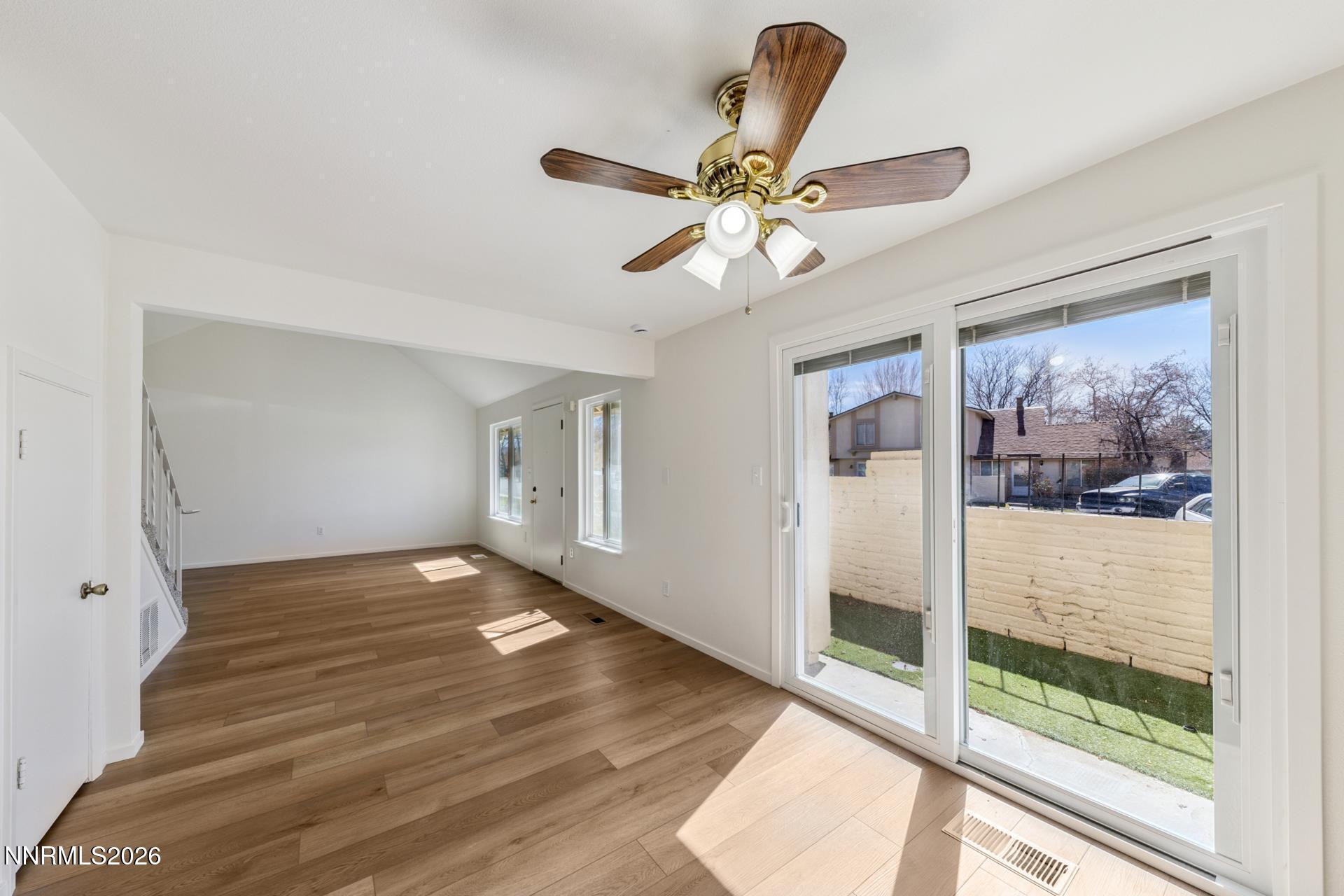 14 Condor Circle Carson City, NV 89701 - Photo 4 of 24 a04