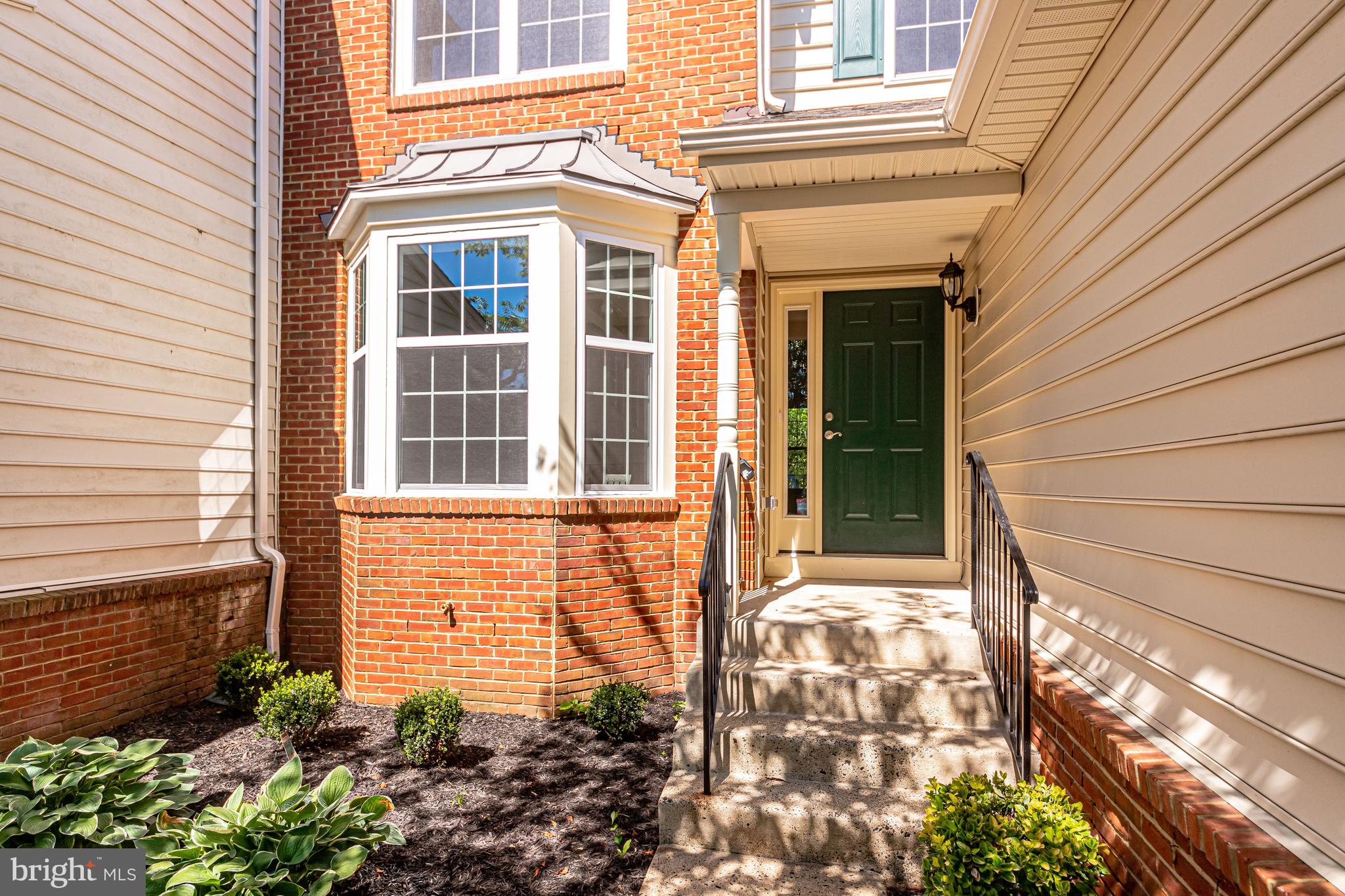 5622 Wheelwright Way Haymarket, VA 20169 - Photo 4 of 20