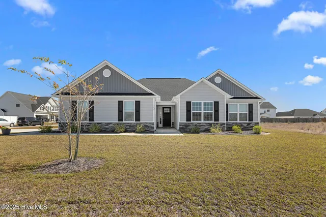 $302,000 | 562 Appalachian Trail North, Jacksonville, NC 28546