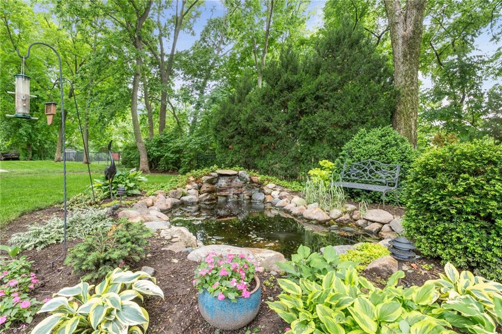 6816 Longview Road Shawnee, KS 66218 - Photo 11 of 58