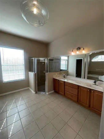 $2,900 | 2244 Northwest 101st Street, Gainesville, FL 32606