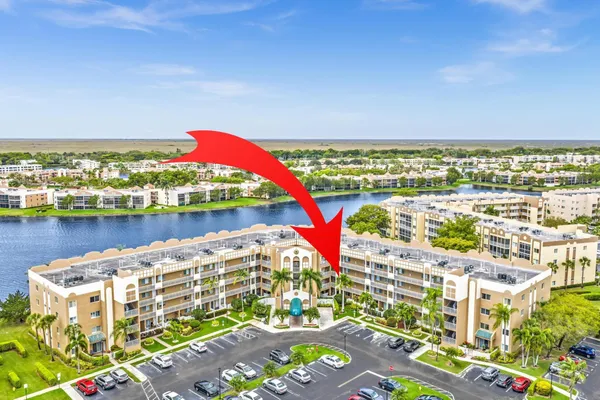 $200,000 | 7623 Southampton Terrace, Unit 211, Tamarac, FL 33321