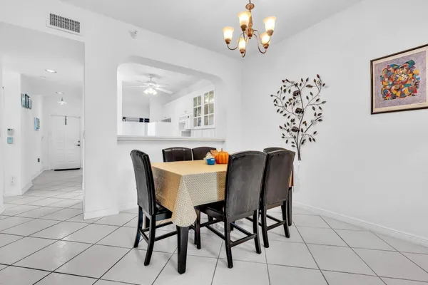 $179,000 | 7623 Southampton Terrace, Unit 211, Tamarac, FL 33321