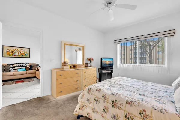 $179,000 | 7623 Southampton Terrace, Unit 211, Tamarac, FL 33321