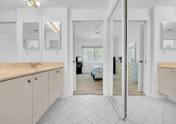 $179,000 | 7623 Southampton Terrace, Unit 211, Tamarac, FL 33321