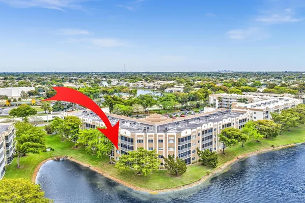 $179,000 | 7623 Southampton Terrace, Unit 211, Tamarac, FL 33321