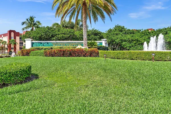 $179,000 | 7623 Southampton Terrace, Unit 211, Tamarac, FL 33321