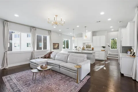 $599,000 | 2844 Wingate Street, Fort Worth, TX 76107