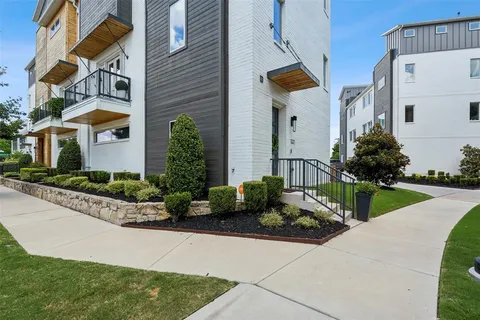 $599,000 | 2844 Wingate Street, Fort Worth, TX 76107