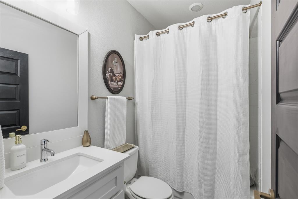 2844 Wingate Street Fort Worth, TX 76107 - Photo 27 of 35