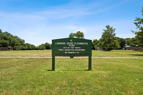 $599,000 | 2844 Wingate Street, Fort Worth, TX 76107