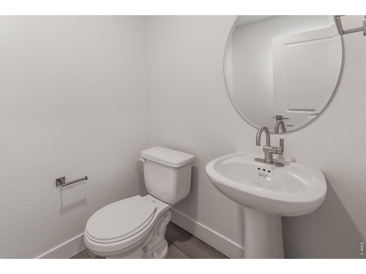 3255 Comet Street Fort Collins, CO 80524 - Photo 17 of 40 POWDER BATH