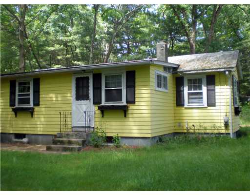 7 Walnut Road Wrentham, MA 02093 - Photo 1 of 12 Exterior Front.