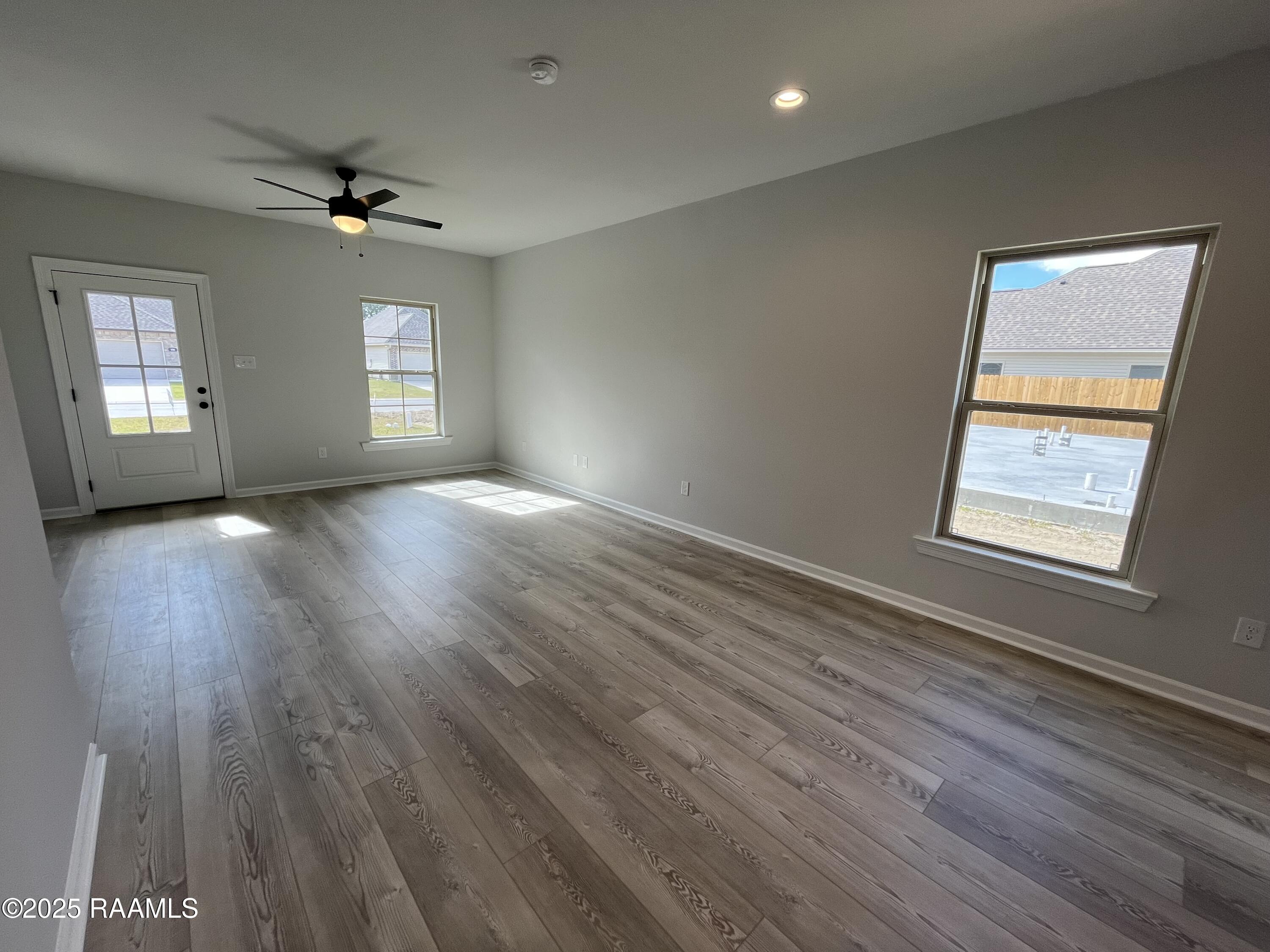 119 Ember Rdg Lane Duson, LA 70529 - Photo 2 of 9 LIVING ROOM