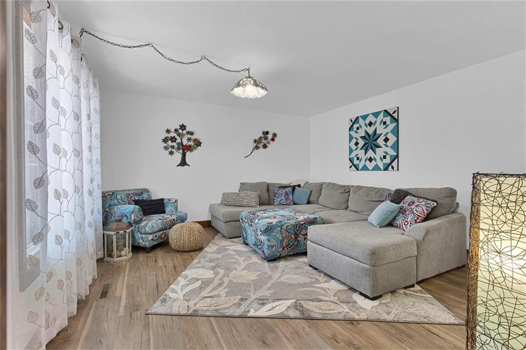 111 Elm Street Lathrop, MO 64465 - Photo 12 of 63