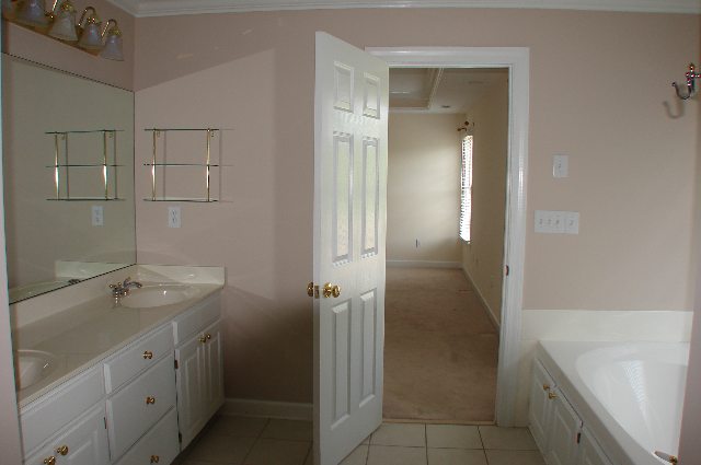 102 Shadow Ridge Circle Simpsonville, SC 29681 - Photo 12 of 17 Gallery Image 12