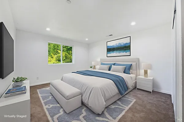 $930,000 | 14783-14785 Armstrong Woods Road, Guerneville, CA 95446