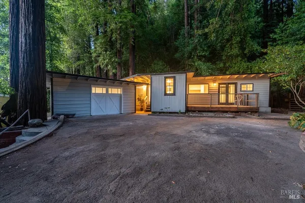 $930,000 | 14783-14785 Armstrong Woods Road, Guerneville, CA 95446