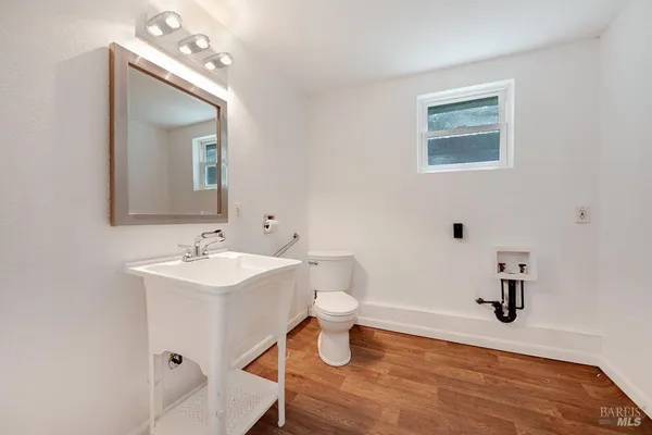 $930,000 | 14783-14785 Armstrong Woods Road, Guerneville, CA 95446