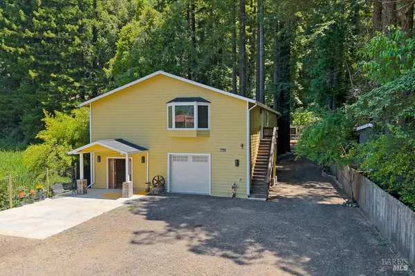 $930,000 | 14783-14785 Armstrong Woods Road, Guerneville, CA 95446