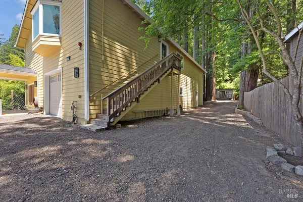 $930,000 | 14783-14785 Armstrong Woods Road, Guerneville, CA 95446