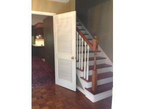 209 Robin Road Bristol, TN 37620 - Photo 3 of 24 Photo 3
