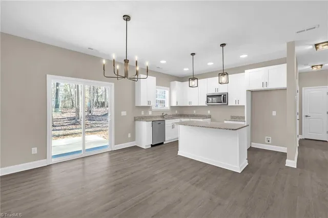 $397,500 | 2603 Cromwell Road, Greensboro, NC 27407