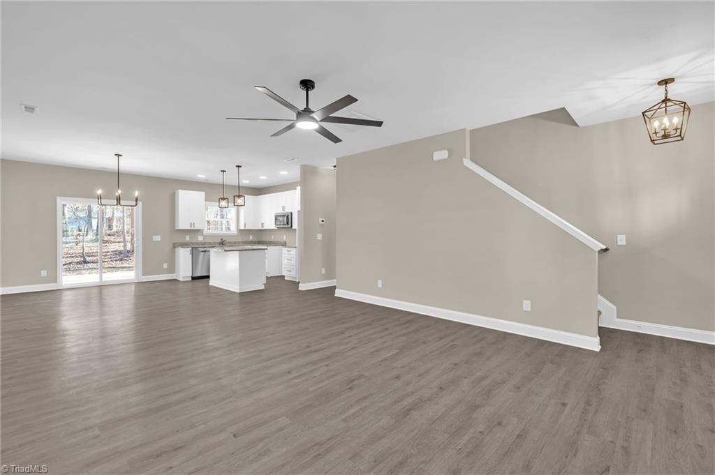 2603 Cromwell Road Greensboro, NC 27407 - Photo 7 of 34