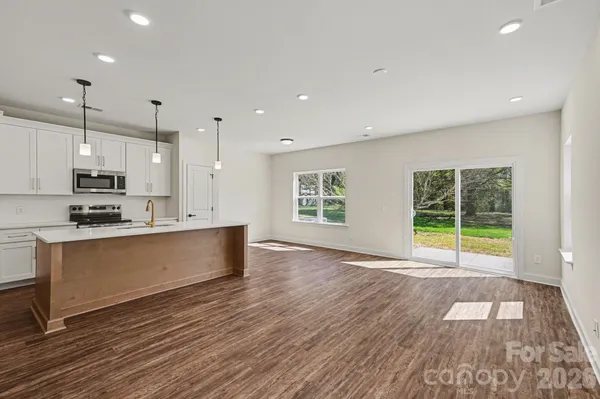 $395,000 | 564 West Wilson Avenue, Mooresville, NC 28115