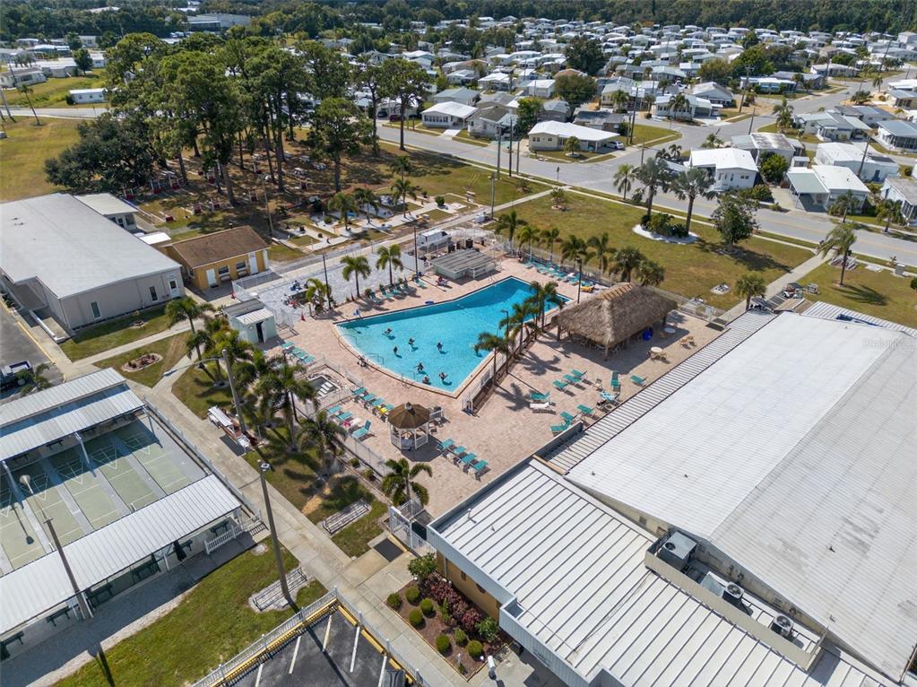5162 Boca Raton Avenue Sarasota, FL 34234 - Photo 27 of 42 an aerial view of residential houses with outdoor space