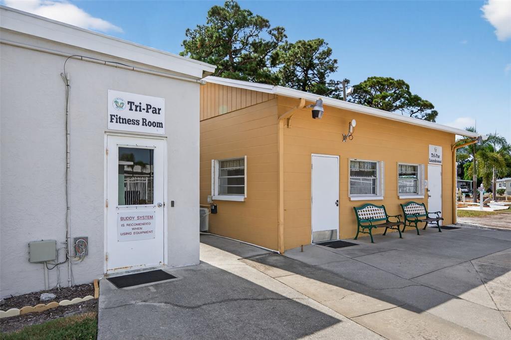 5162 Boca Raton Avenue Sarasota, FL 34234 - Photo 35 of 42 a view of a dinning table and chair in the house