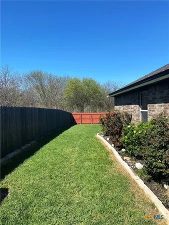 $350,000 | 1004 Leah Drive, Unit B, Troy, TX 76579