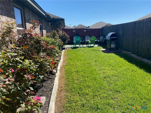 $350,000 | 1004 Leah Drive, Unit B, Troy, TX 76579