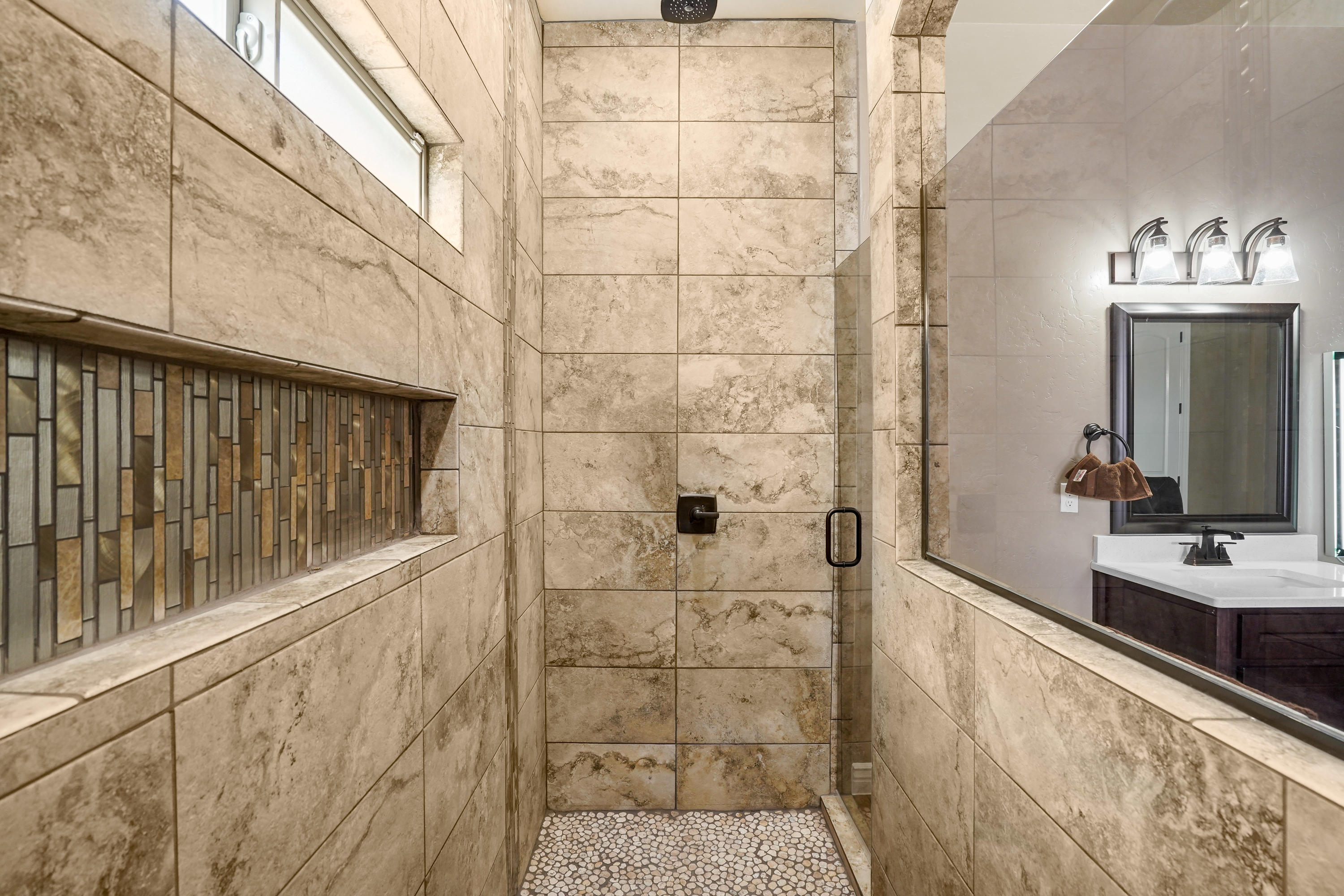 2425 Cesar Cordova Place El Paso, TX 79938 - Photo 46 of 62 2425 Cesar Cordova-44