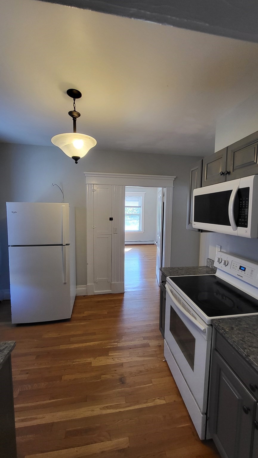 48 Riverside Street, Unit 2F Lowell, MA 01854 - Photo 5 of 11 Gallery Image 5