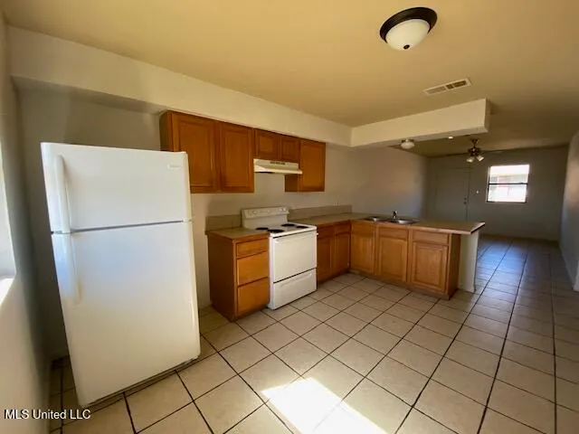 $900 | 4605 Michigan Avenue, Unit A2, Gulfport, MS 39501