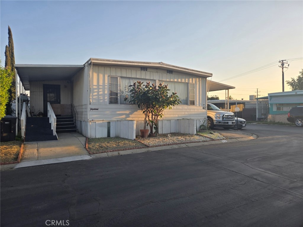 2744 West Rialto Avenue, Unit 42 Rialto, CA 92376 - Photo 1 of 1 Gallery Image 1