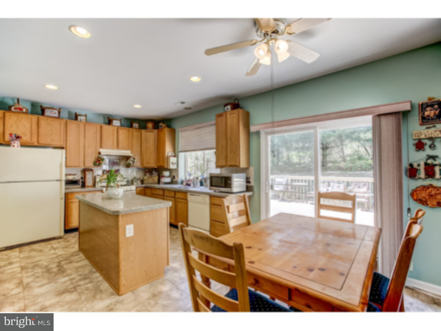 3812 Marsh Road Garnet Valley, PA 19060 - Photo 10 of 25 Kitchen